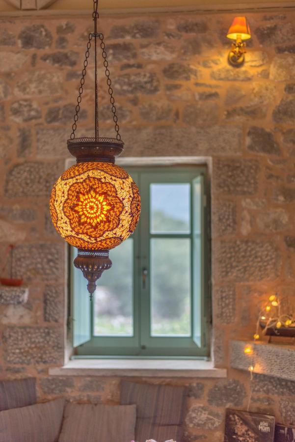 Villa Dimitra - Mani , Traditional Archontiko Diros Exterior photo